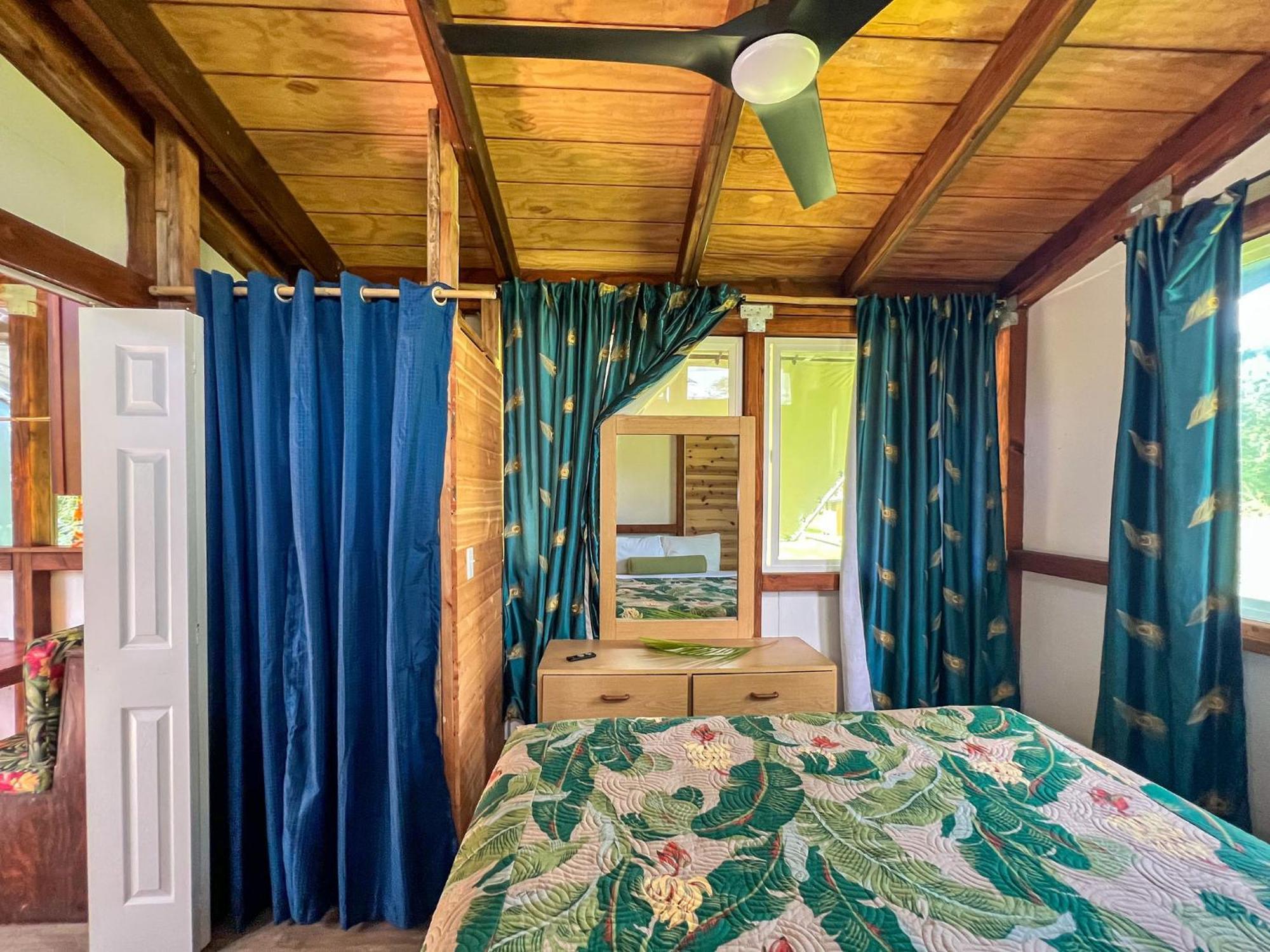 הוילה Pahoa Hawaiian Sanctuary Eco Retreat Center מראה חיצוני תמונה